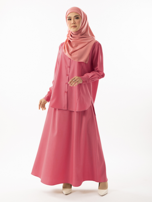 Neesa Pintuck Set Rose Red